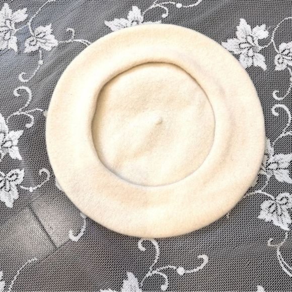 Parkhurst 100% wool ivory beret - Picture 3 of 5